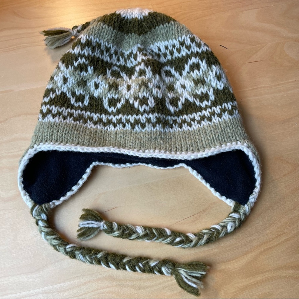 One of a Kind 100% Wool Winter Cap Beanie XL Forest Green & White Fleece Lined